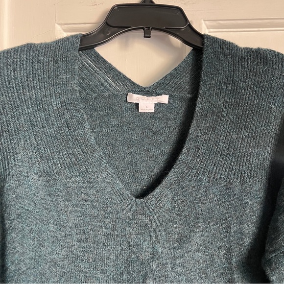 Duffy Cashmere Teal Sea Glass V Neck Sweater - Picture 3 of 7